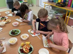 49435392811464472639498873774853586282046543n